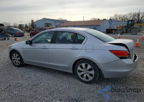 2010 Honda Accord Exl z USA, uszkodzony, nr VIN 1HGCP2F84AA183630